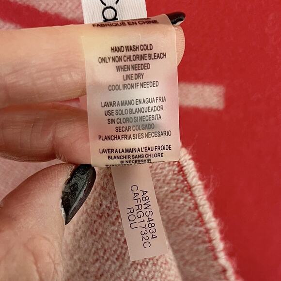 Calvin Klein Winter Scarf Fringe CK Logo Warm Wrap Cozy Peach Pink 11x66” - Picture 7 of 7